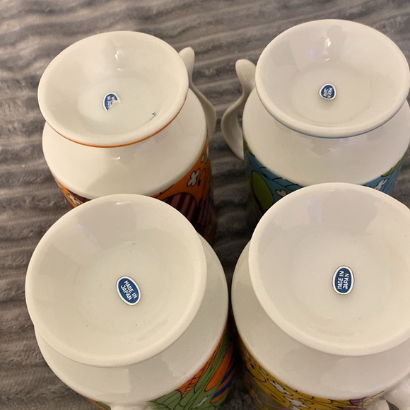 Colorful Butterfly Mugs Set of 4, no chips or cracks. - Picture 6 of 7